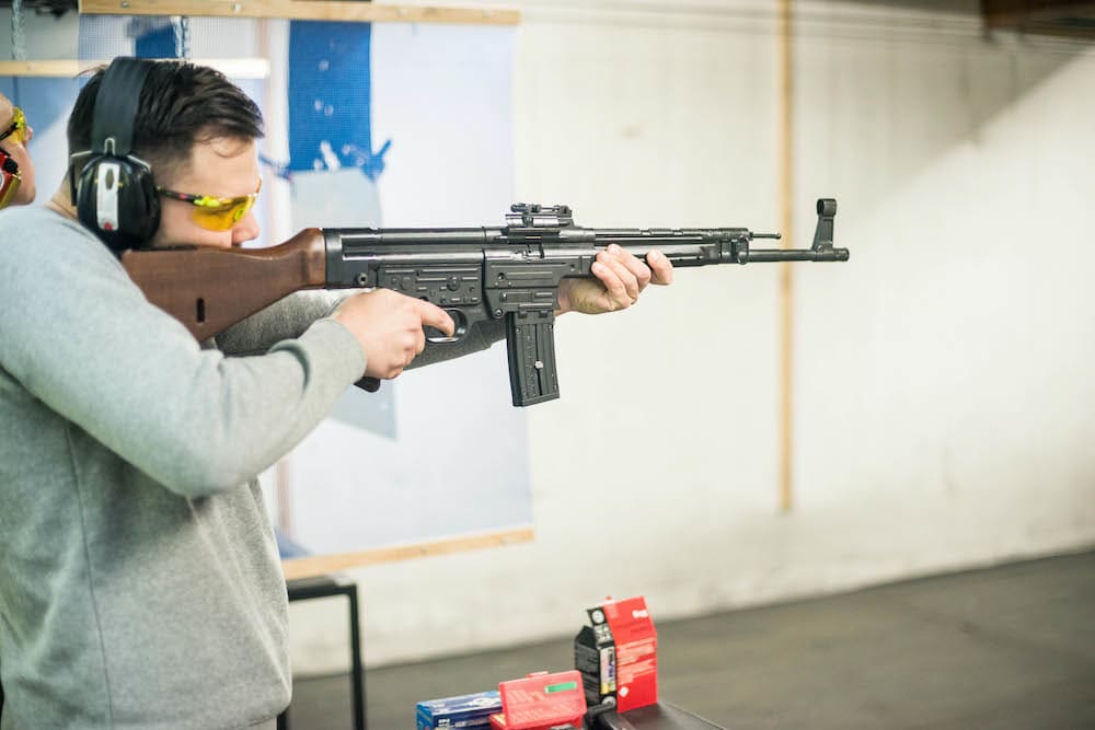Die Aufnahmen zeigen betreutes Schießen der PAA Shooting Academy. Sie belegen nicht, dass jedes Motiv am Braunschweig-Termin entstanden ist. (6)
