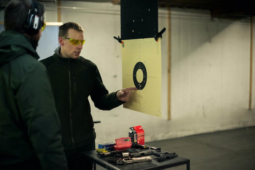 Die Aufnahmen zeigen betreutes Schießen der PAA Shooting Academy. Sie belegen nicht, dass jedes Motiv am Braunschweig-Termin entstanden ist. (8)